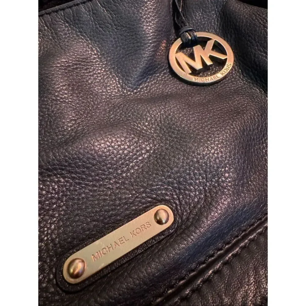 Michael Kors mk grey pebble leather Fulton hobo tote bag/purse/pocketbook